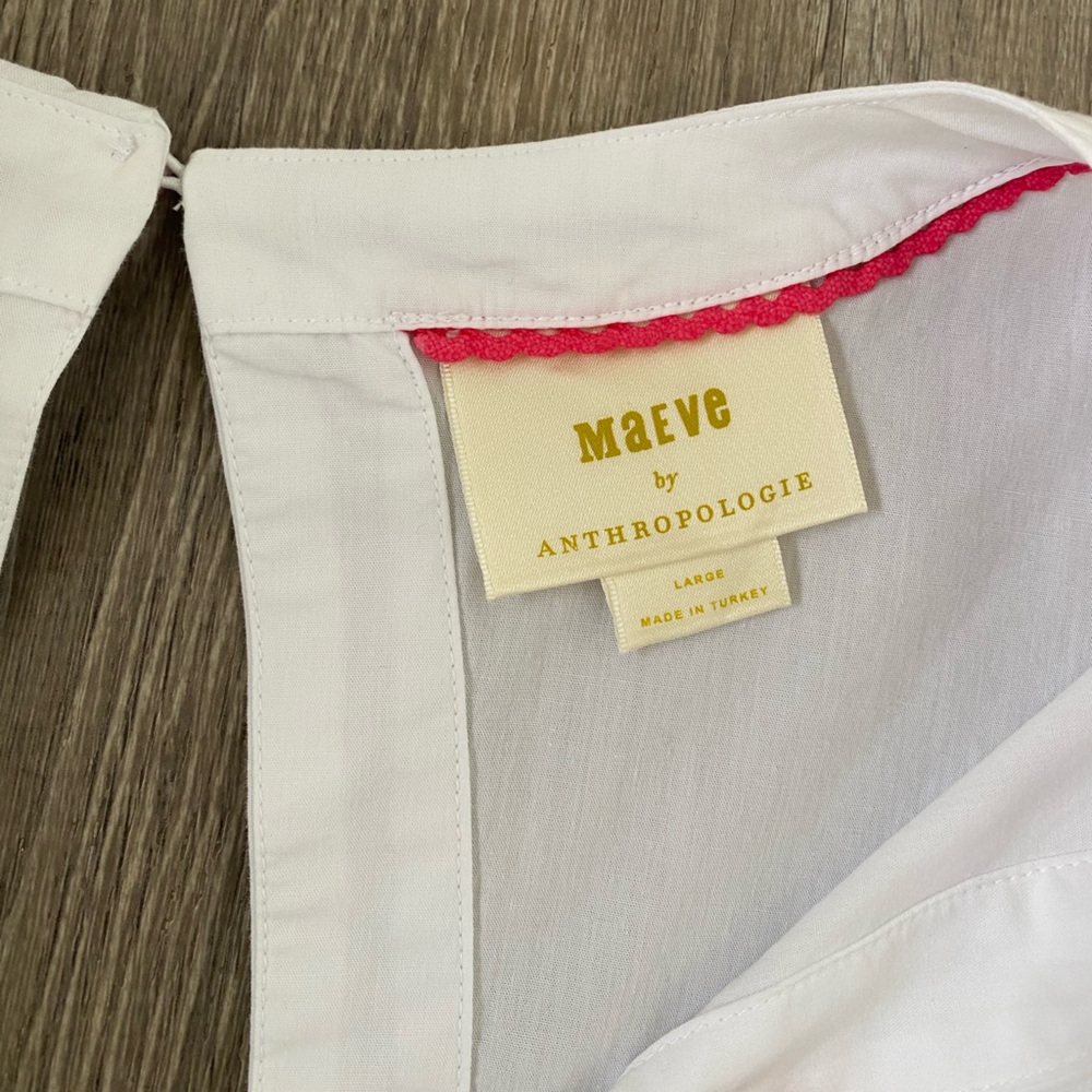 Boho Maeve by Anthropologie cropped flutter sleeve v neck whimsical top | size L - Picture 3 of 9